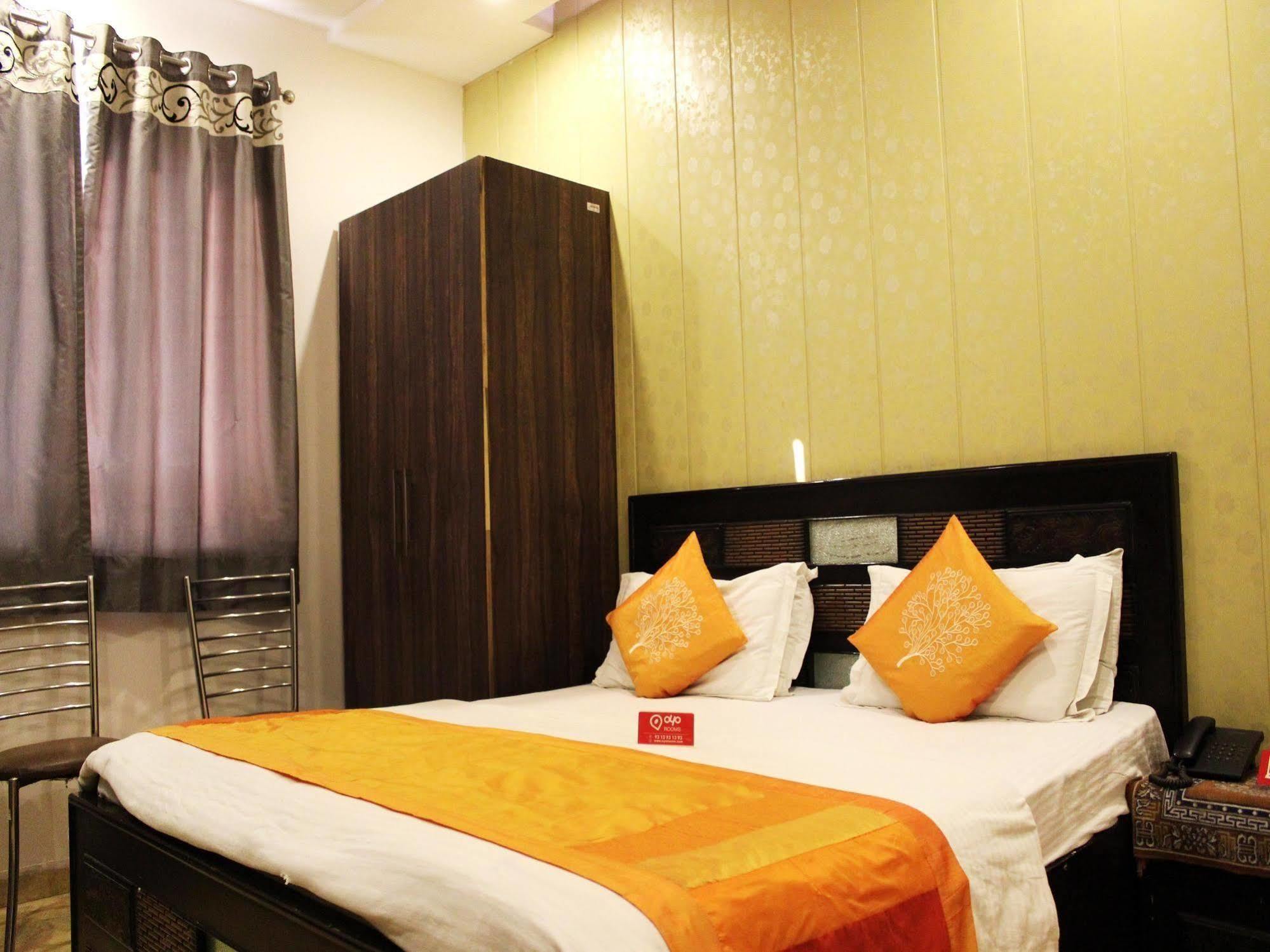 Fabhotel Royal Mirage I Delhi  Exterior photo